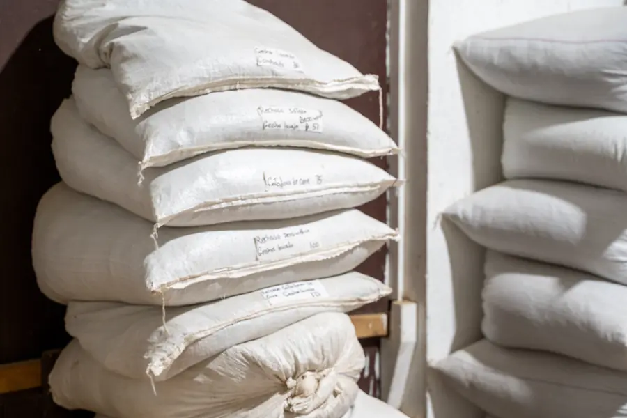 Jeder Sack trägt seine eigene Beschriftung